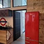Apartmán Loft D'artiste Atypique, Climatise,90 M2 , Hypercentre Arenes 6 Pers Nîmes