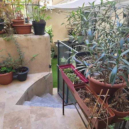 Appartamento L'atypique Des Arènes, Loft D'artiste *